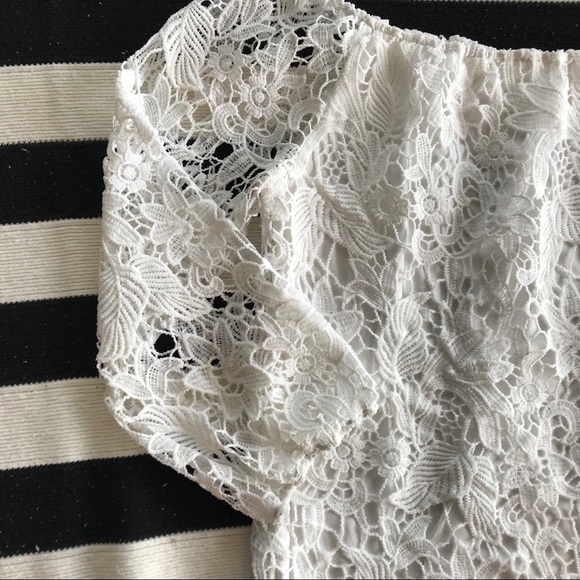 Crochet on/off shoulder top - Picture 2 of 4